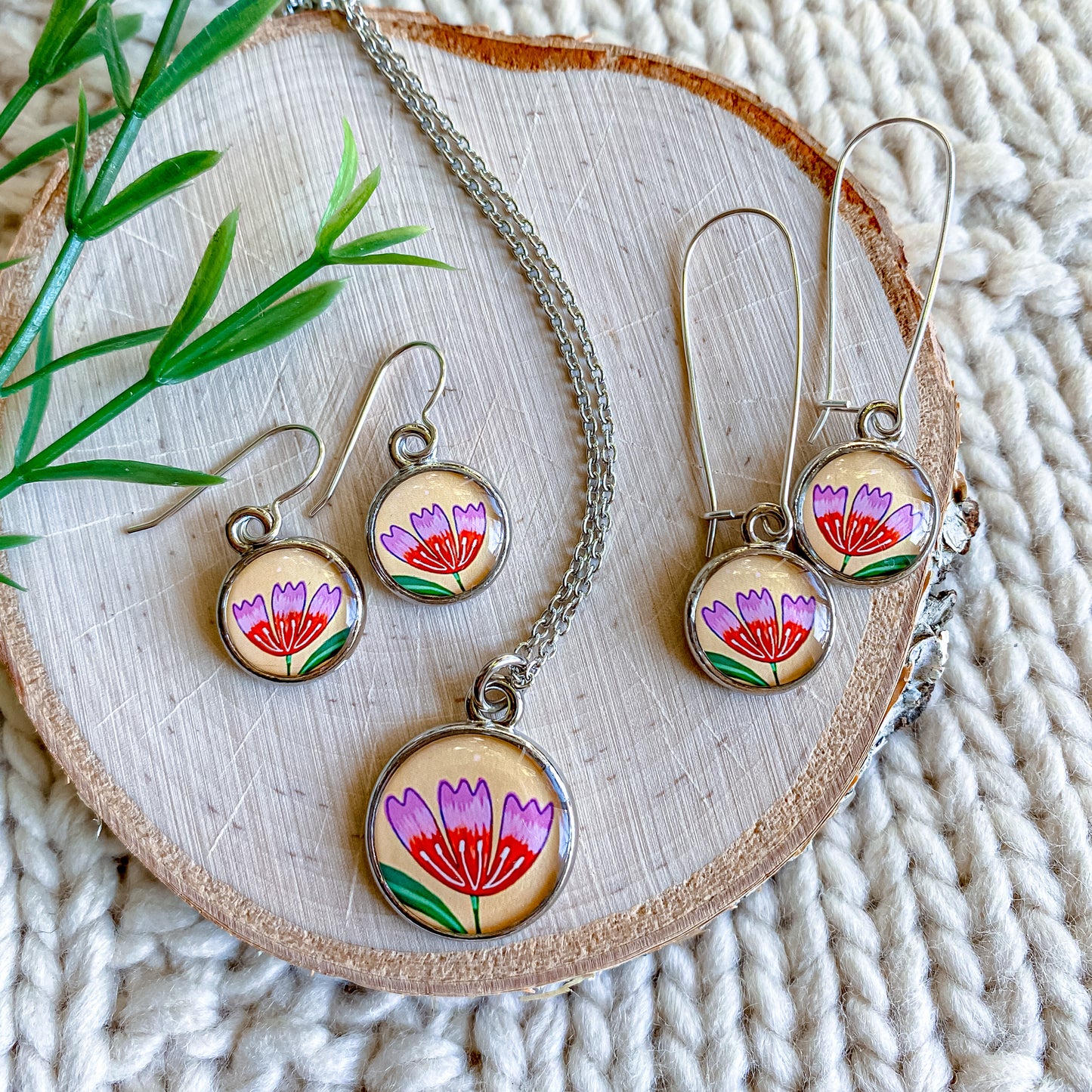 Simple Joy - Silver Necklace