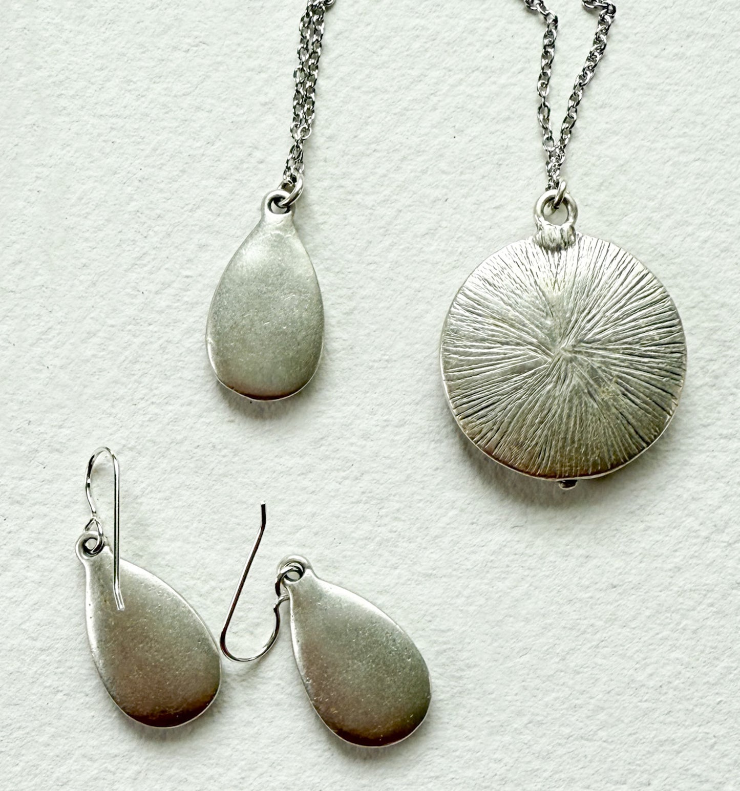 Pink Daisy Small Teardrop Silver Necklace