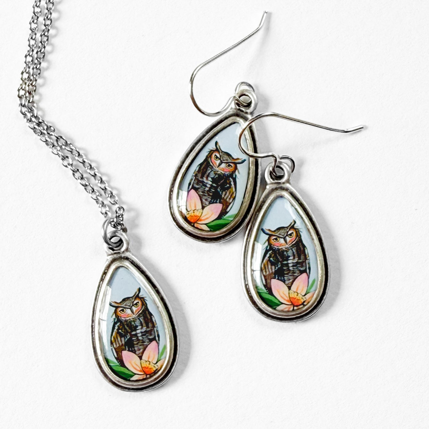 Owl Small Teardrop Silver Necklace